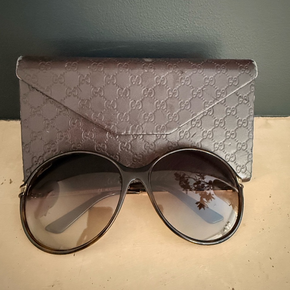 Gucci Oversized Brown Gradient Round Sunglasses w… - image 6